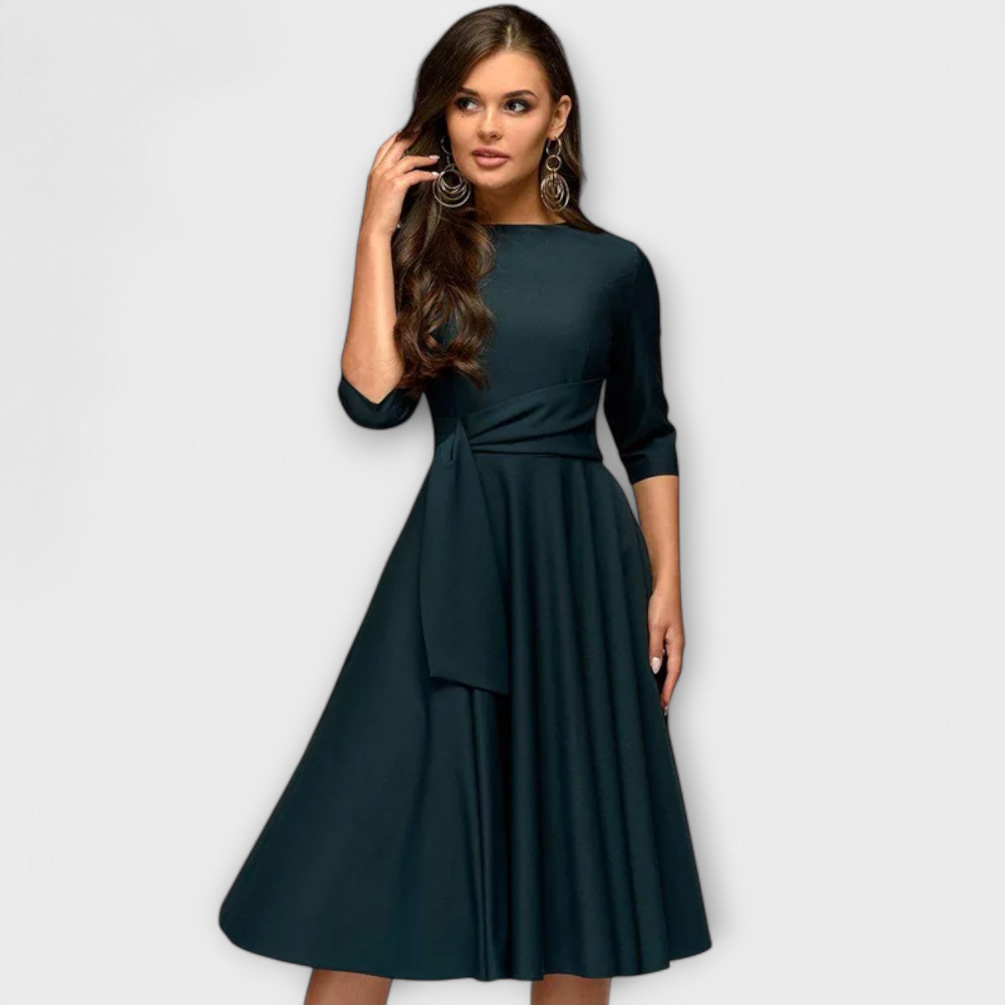 Eleganta Swing kleita