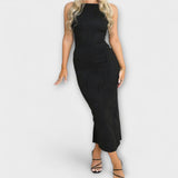 Eleganta maxi kleita bez piedurknēm ar drapējumiem